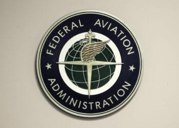 Musk has inside track to take over contract to fix air traffic communications system