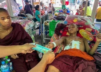 Myanmar quake survivors without food, shelter as death toll climbs