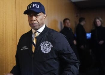 NYC voters would likely support Gov. Kathy Hochul removing Adams as mayor, AP VoteCast shows