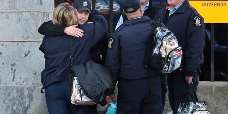 New York fires 2,000 prison guards who refuse to return to work after wildcat strike 1 New York fires 2,000 prison guards who refuse to return to work after wildcat strike