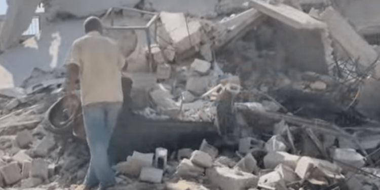 Palestinian father finds unexploded Israeli bomb under family’s Gaza tent