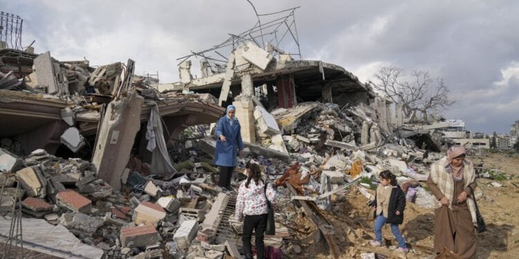 Palestinians struggle to restart their lives in the ruins of Gaza