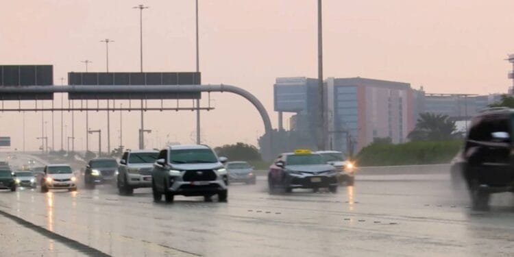 Partly cloudy weather, chance of rain on Saturday in UAE