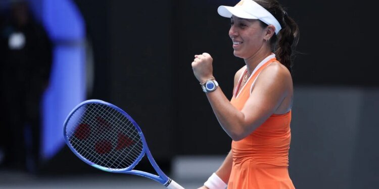 Pegula sets up Australian Open semi against Rybakina as Swiatek crashes out