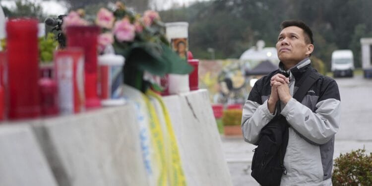 Pope Francis met at the hospital with Vatican No. 2, took major governing decisions 1 Pope Francis met at the hospital with Vatican No. 2, took major governing decisions