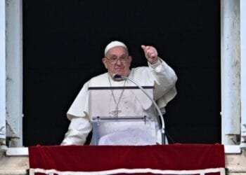Pope plans public appearance on Sunday to offer blessing from hospital window for first time in five weeks