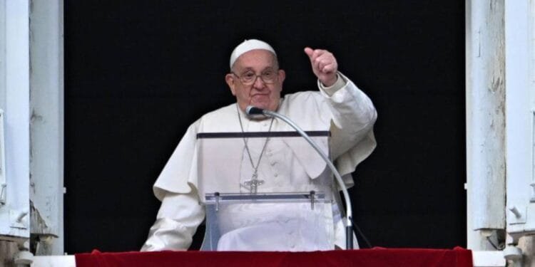 Pope plans public appearance on Sunday to offer blessing from hospital window for first time in five weeks