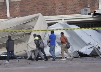 Powerful US storms bring threats ranging from critical fire weather to blizzard conditions