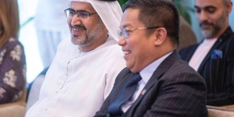 Private sector connections are crucial for success of business