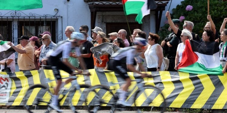 Pro-Palestine protests bring ‘extraordinary’ security for Spain’s Vuelta
