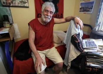 Pro-Palestinian Lebanese fighter freed from France welcomed home in Beirut