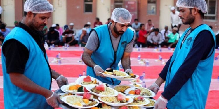 Public, private sectors tie up on ‘Iftar Sayim’ 1 Public, private sectors tie up on ‘Iftar Sayim’