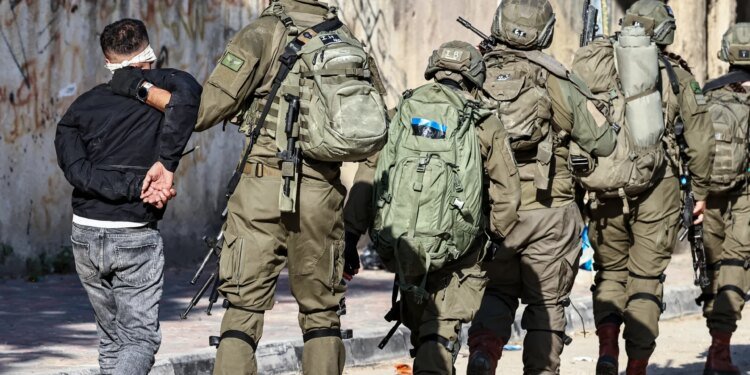 Qalqilya targeted as Israel escalates raids in northern West Bank