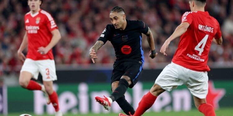 Raphinha gives 10-man Barcelona 1-0 win over Benfica in Champions League