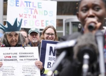 Refugee aid groups say Trump administration is trying to circumvent court order