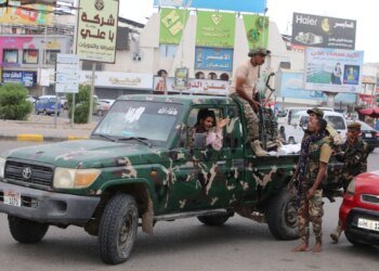 Regained momentum sets Yemen government’s eyes on Houthis in the north