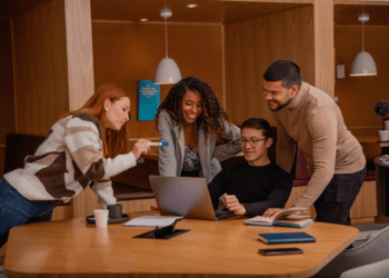 RemotePass and Wafeq partner to automate payroll and accounting for UAE & KSA businesses