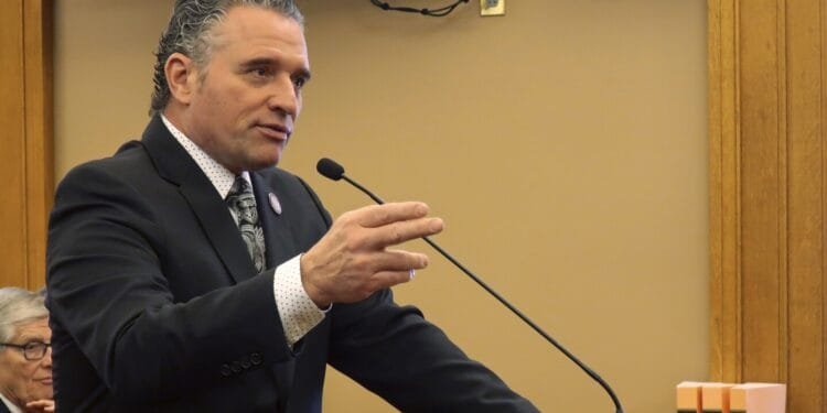 Republican lawmakers look for ways to weaken state judges