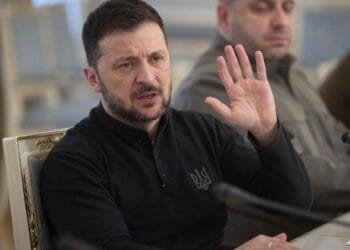 Russian missile attack forces Ukraine to shut down power grid