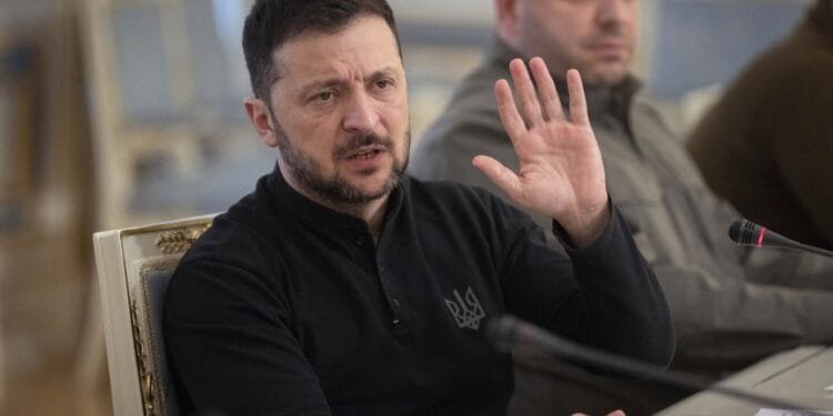 Russian missile attack forces Ukraine to shut down power grid