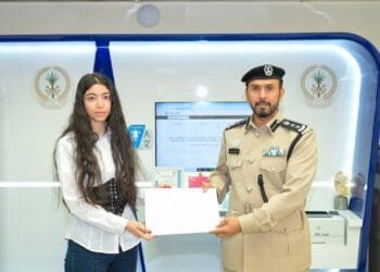 Sharjah Police honour Arab woman for her honesty