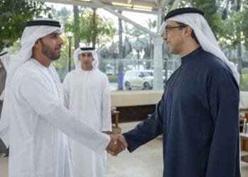 Sheikh Mansour hosts employees from various government entities at Ramadan Iftar banquet