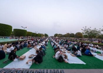 Sheikh Zayed Grand Mosque provides iftaar to 35,000 fasting people daily