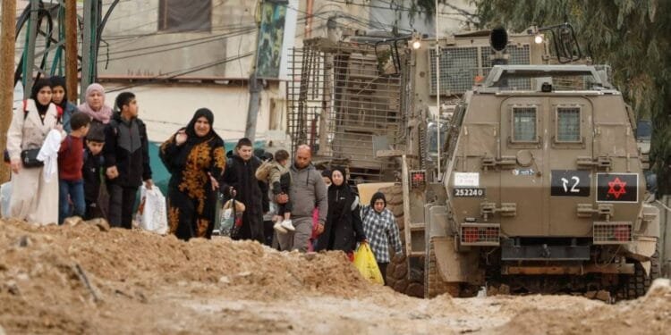 Shooting and explosions in Jenin as Israel presses raid 1 Shooting and explosions in Jenin as Israel presses raid