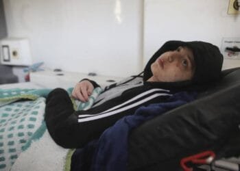 Sick and wounded children begin crossing from Gaza to Egypt in first opening in months