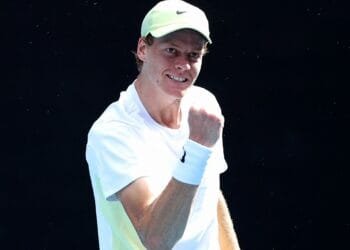 Sinner fights dizziness to set up de Minaur quarterfinal at Australian Open