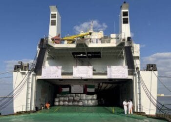 Sixth Emirati aid ship departs for Gaza, carrying 5,800 tonnes of humanitarian relief