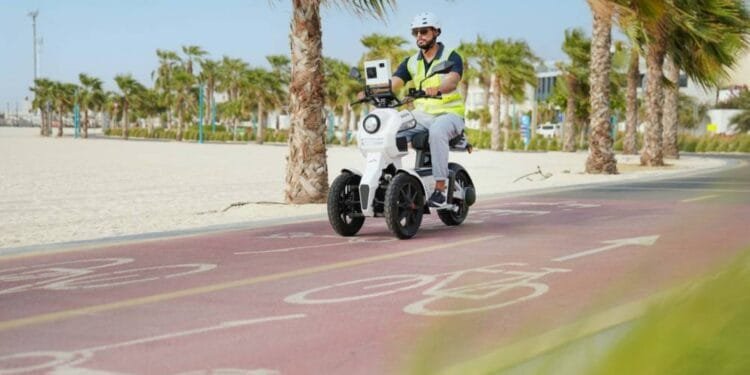 Smart system for cycling, E-scooter tracks in Dubai