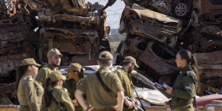 Some 200 Israeli soldiers refuse to keep fighting in Gaza
