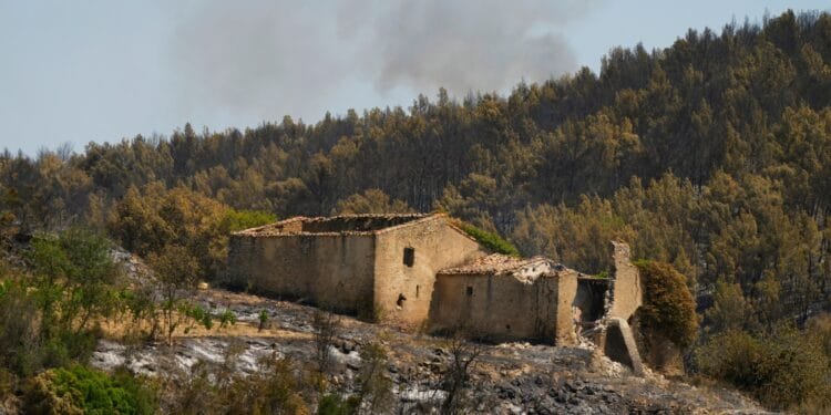 Southern Europe battling worst wildfires in decades amid huge blazes