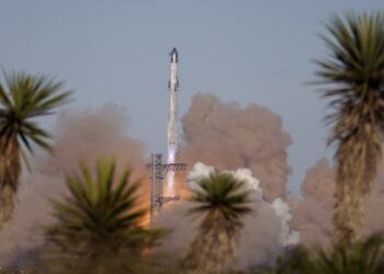SpaceX loses spacecraft after catching rocket booster at the launch pad in latest Starship test