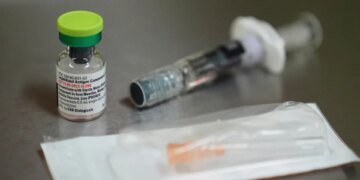 Spain launches probe as expired vaccines given to 253 children