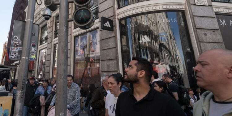 Spain’s grid denies renewable energy to blame for massive blackout