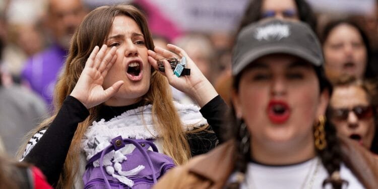 Spaniards march across 40 cities to protest the growing housing crisis
