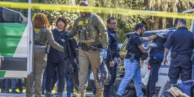 States threaten fines and jail time for local officials who resist Trump’s immigration crackdown