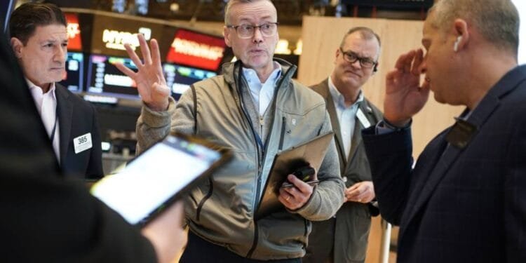 Stocks cheer megacap earnings; CBUAE keeps rates unchanged