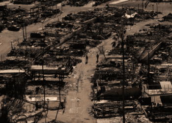 Strong winds forecast for Los Angeles threaten area’s fight against fires