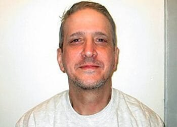Supreme Court throws out Oklahoma inmate Richard Glossip’s murder conviction and death sentence