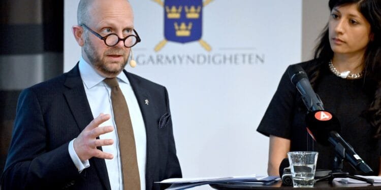 Sweden tries ISIL member over burning death of Jordanian pilot in 2015