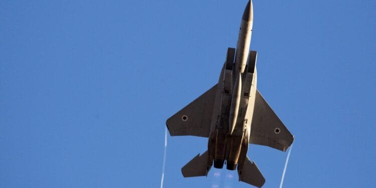 Syrian government blasts attacks by Israeli warplanes on two cities: Report