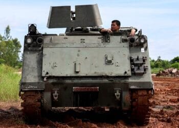 Thailand returns two Cambodian troops in advance of key border talks