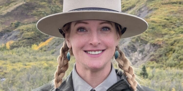 Thrust into unemployment, axed federal workers face relatives who celebrate their firing