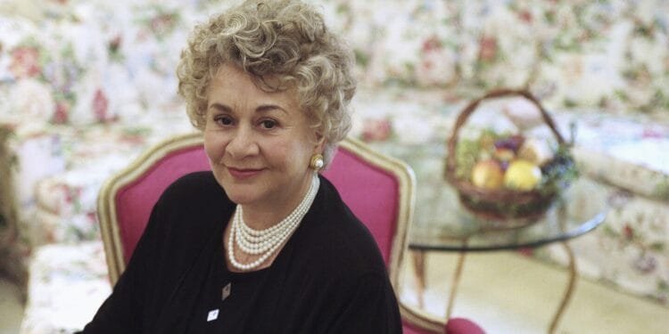 Tony Award-winning British actor Joan Plowright, widow of Laurence Olivier, dies at 95