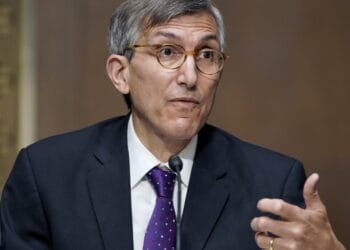 Top vaccine official resigns from FDA, criticizes RFK Jr. for promoting “misinformation and lies”