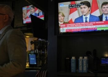 Trudeau slams Trump for starting a trade war with Canada while appeasing Putin