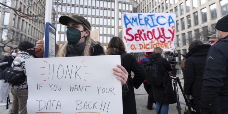 Trump administration begins sweeping layoffs with probationary workers, warns of larger cuts to come